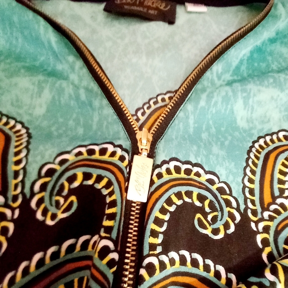 Bob Macke wearable art - Picture 2 of 5